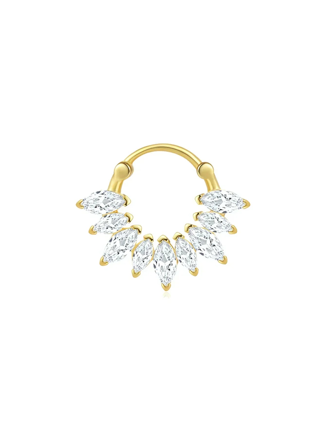 Eva-Marie – Finom arany fülbevalók folyékony formában.