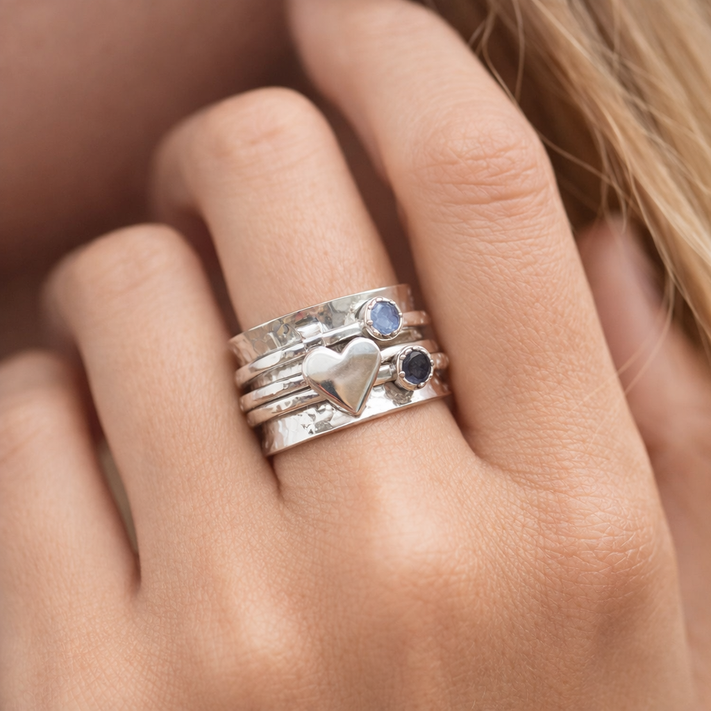 Elegáns Forgó Szív Ezüst Gyűrű