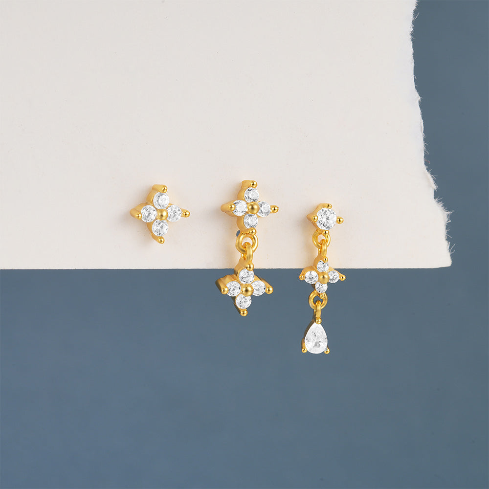 Anika – Arany fülbevalók finom mozgással.