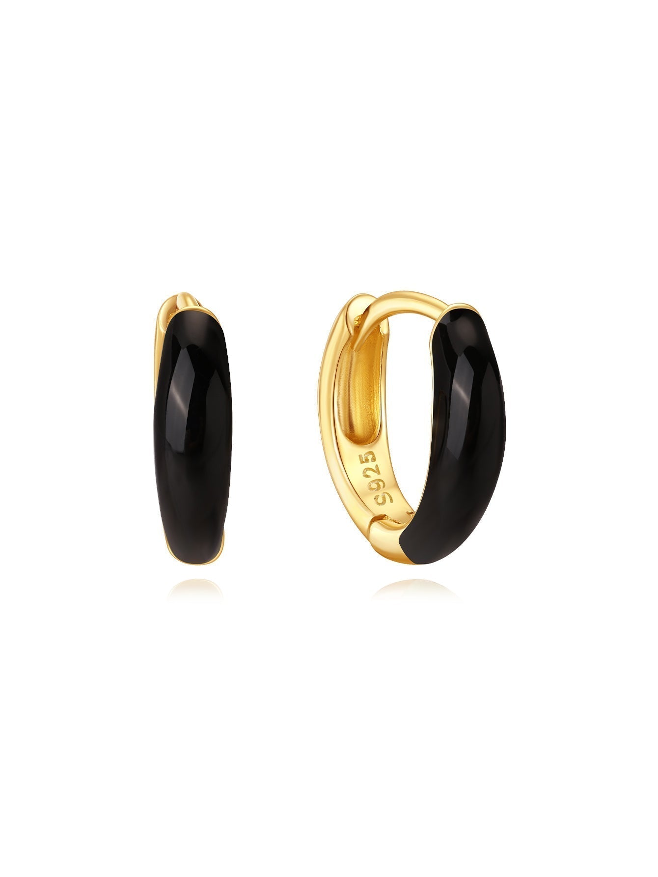 Theresia – Arany fülbevalók lágy ívvel