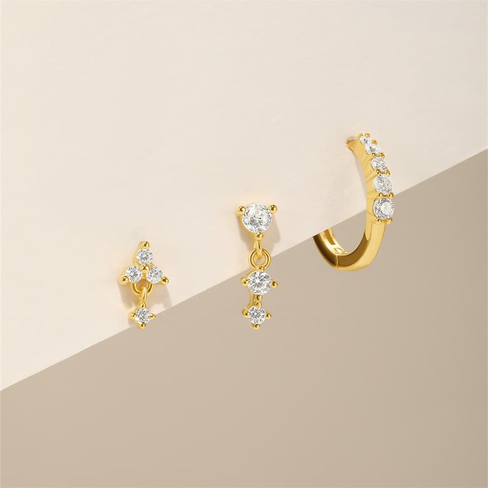 Eva – Arany fülbevalók egyszerű fényességgel